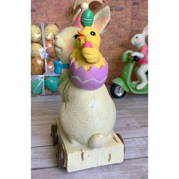 Festive Easter Bunny & Chick By RAZ Imports - Picture 4 of 5